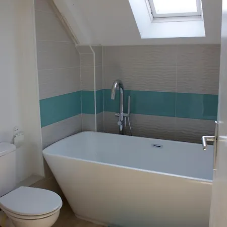 Maison-villa Quiberon, 5 Personnes, Jardin, Proche Du Port, Plages Baie Et Ocean Quiberon
