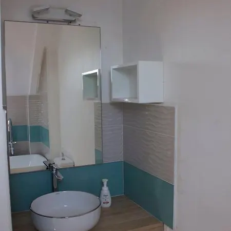 Σπίτι διακοπών Maison-villa Quiberon, 5 Personnes, Jardin, Proche Du Port, Plages Baie Et Ocean Quiberon